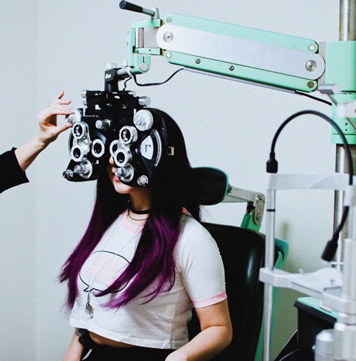 Eye on Trade's Contact Lens Process Eyes on Trade Contact lens process
